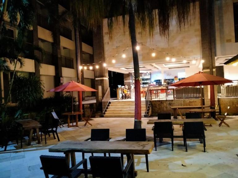 Hôtel The Maja Kuta à Kuta Lombok Extérieur photo